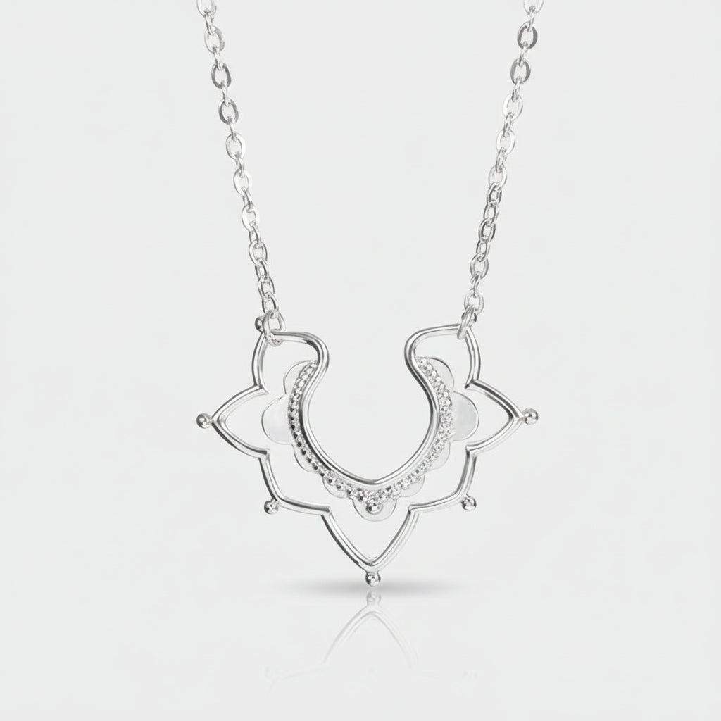 Collier floral simpliste