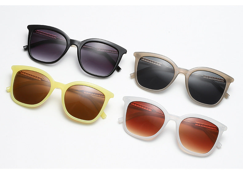Lunettes de soleil hollywoodiennes