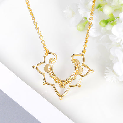 Collier floral simpliste